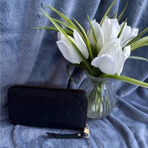 Louis Vuitton Black Empriente Zippy Wallet